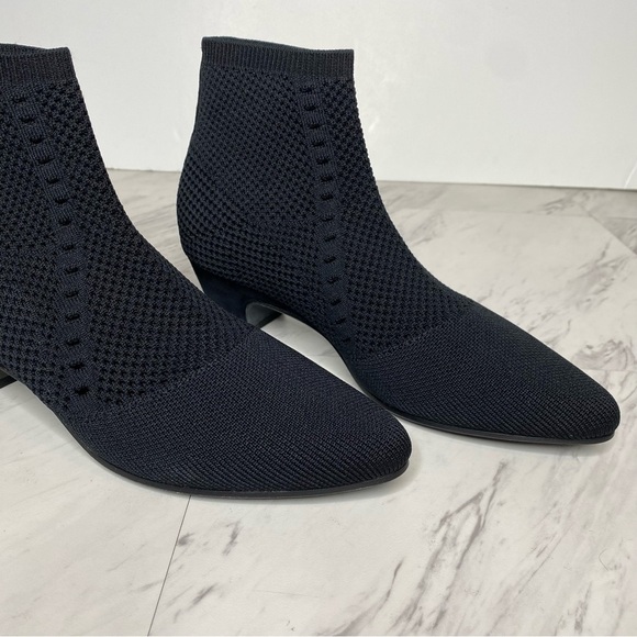 Eileen Fisher Purl Black Knit Stretch Bootie 7 1/2 - Picture 9 of 13